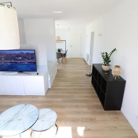 Meerhaus-eg Apartament